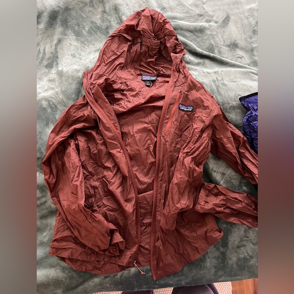 Patagonia Packable Running Wind Jacket - image 2